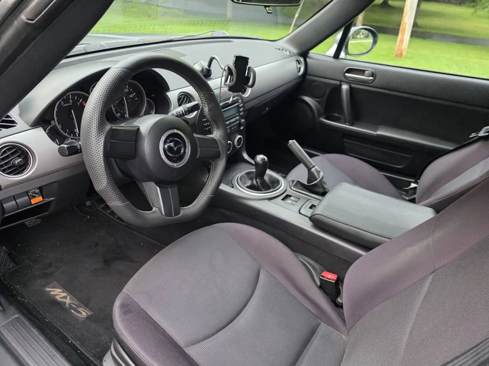 2011 Mazda NC MX-5 Miata - Image 5 of 7