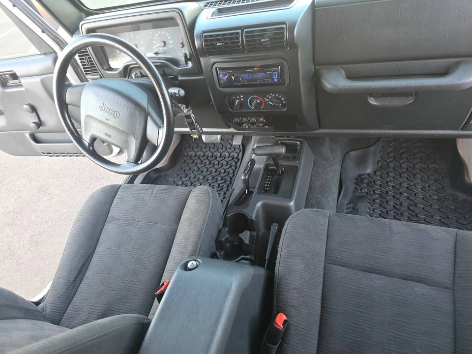 2004 Jeep TJ Wrangler - Image 6 of 8