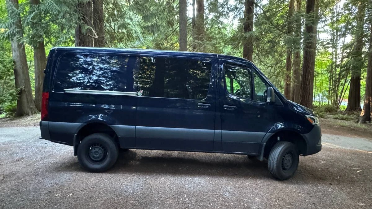 2025 Mercedes-Benz VS30 Sprinter - Image 2 of 24