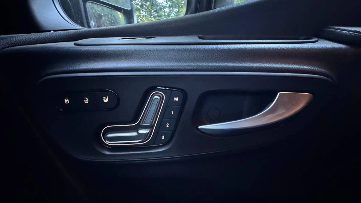 2025 Mercedes-Benz VS30 Sprinter - Image 8 of 24