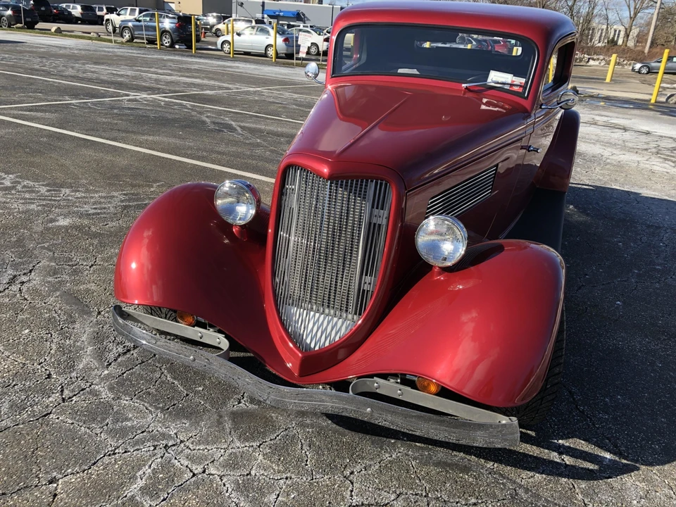 Ford Replica - Image 9 of 31