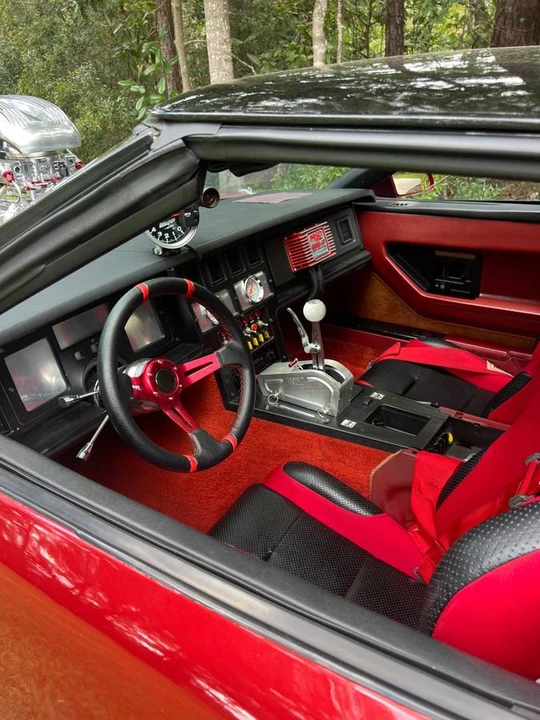 1985 Chevrolet Corvette C4 - Image 12 of 14