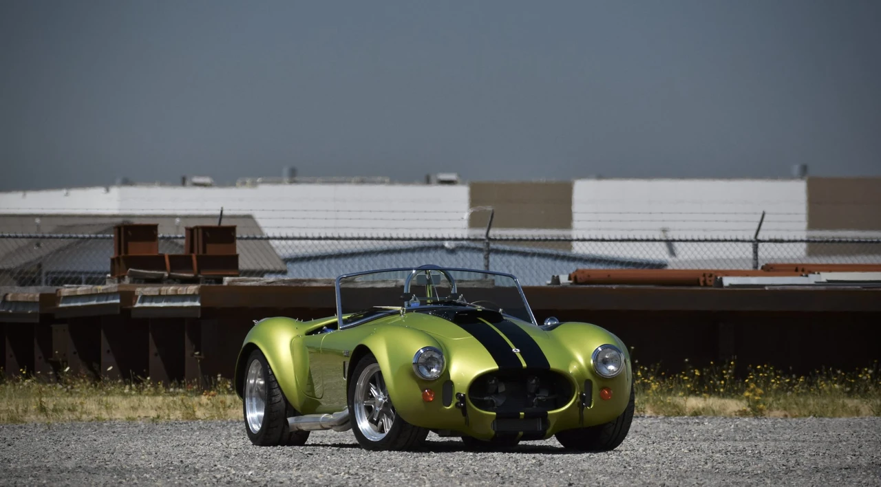 Shelby Cobra Replica - Image 10 of 31
