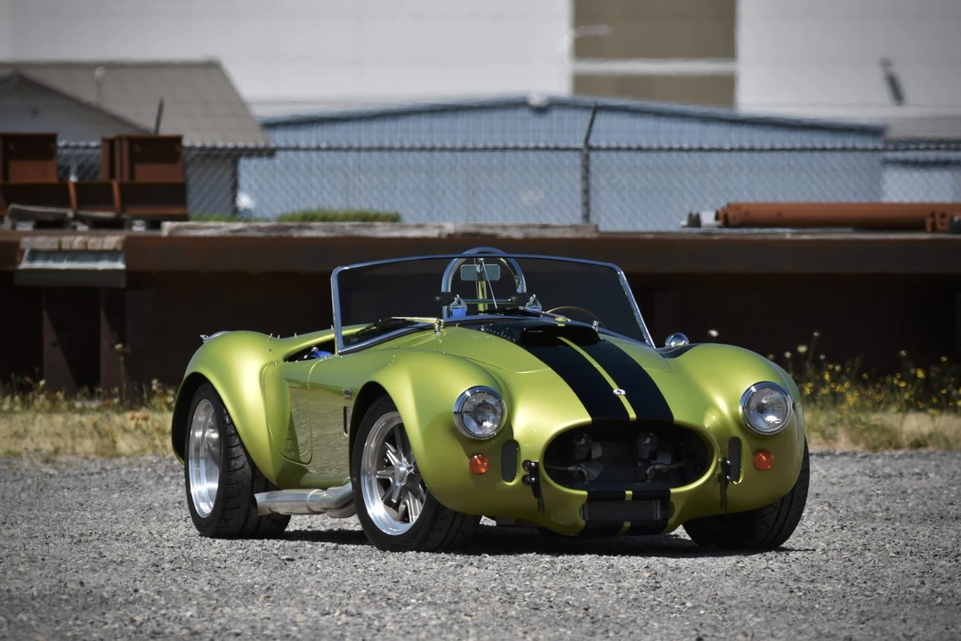 Shelby Cobra Replica - Image 11 of 31