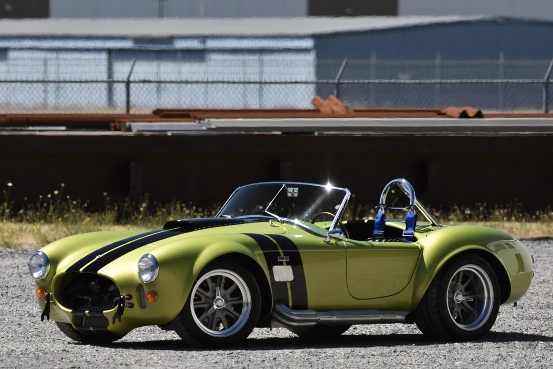 Shelby Cobra Replica - Image 3 of 31