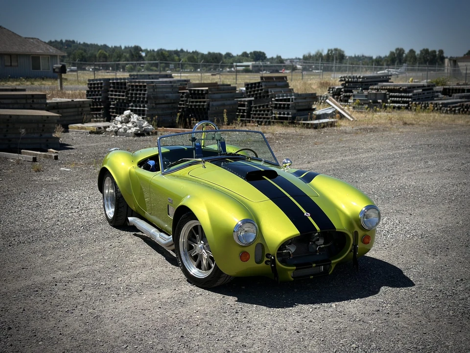 Shelby Cobra Replica - Image 15 of 31