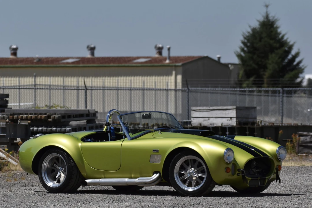 Shelby Cobra Replica - Image 18 of 31