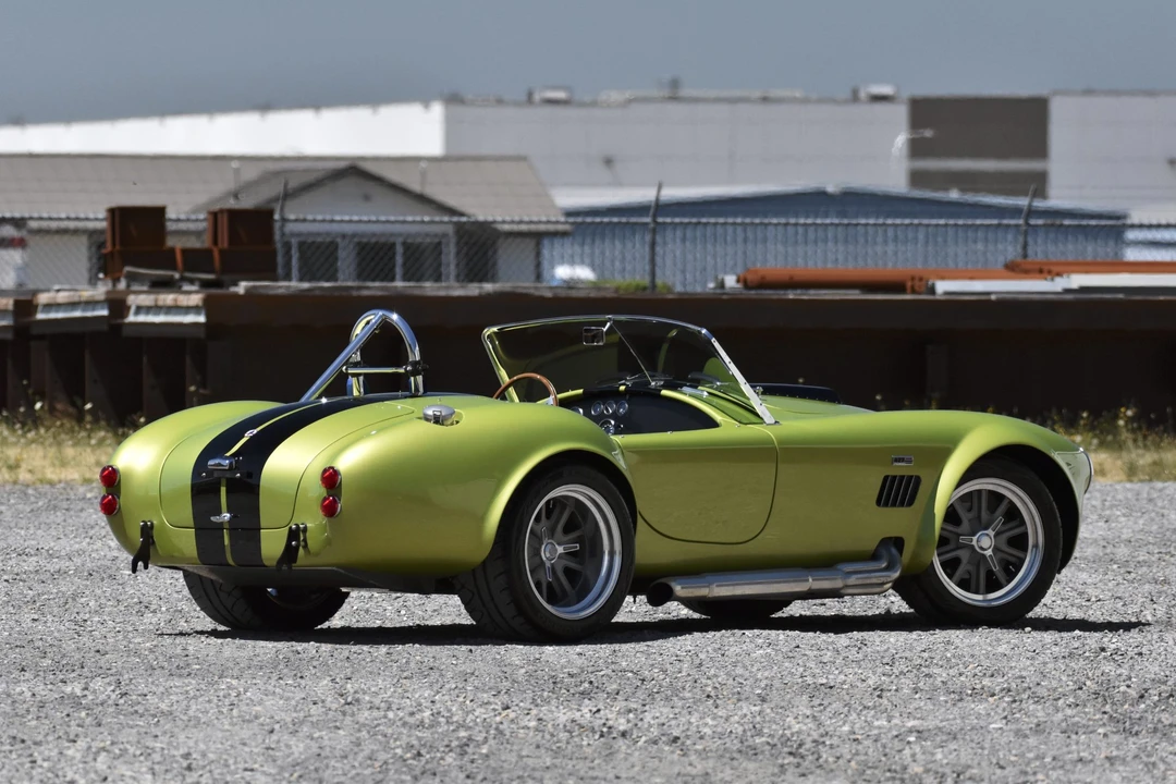Shelby Cobra Replica - Image 23 of 31