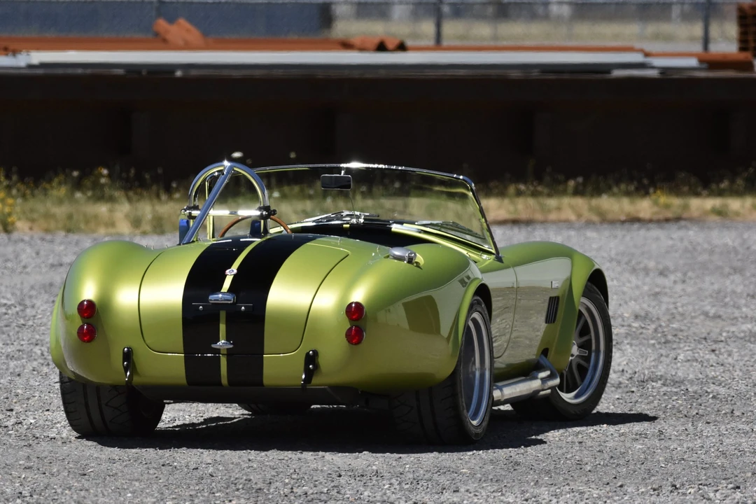 Shelby Cobra Replica - Image 25 of 31
