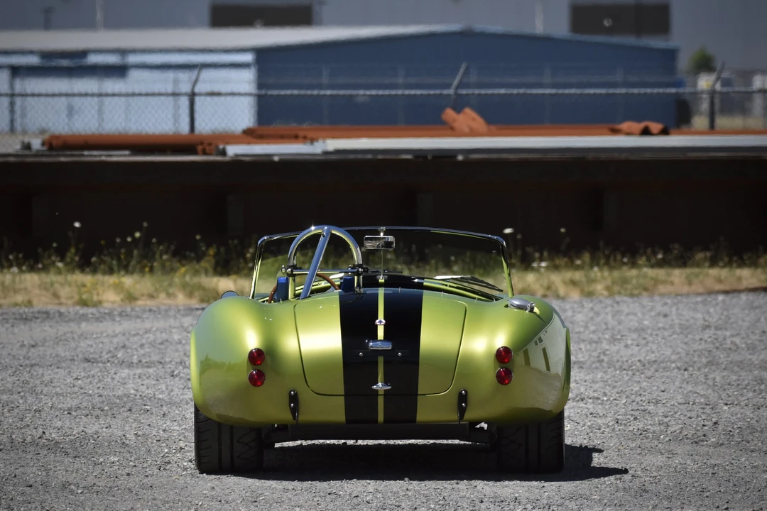 Shelby Cobra Replica - Image 27 of 31