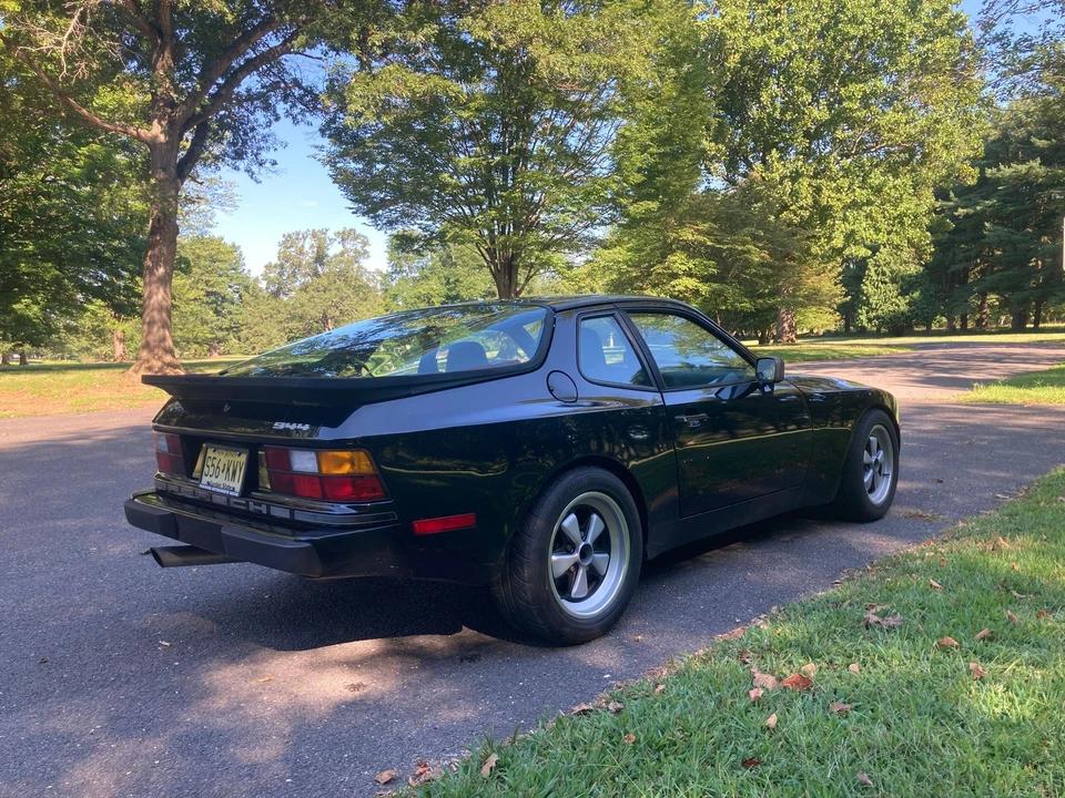 1989 Porsche 944 - Image 5 of 15