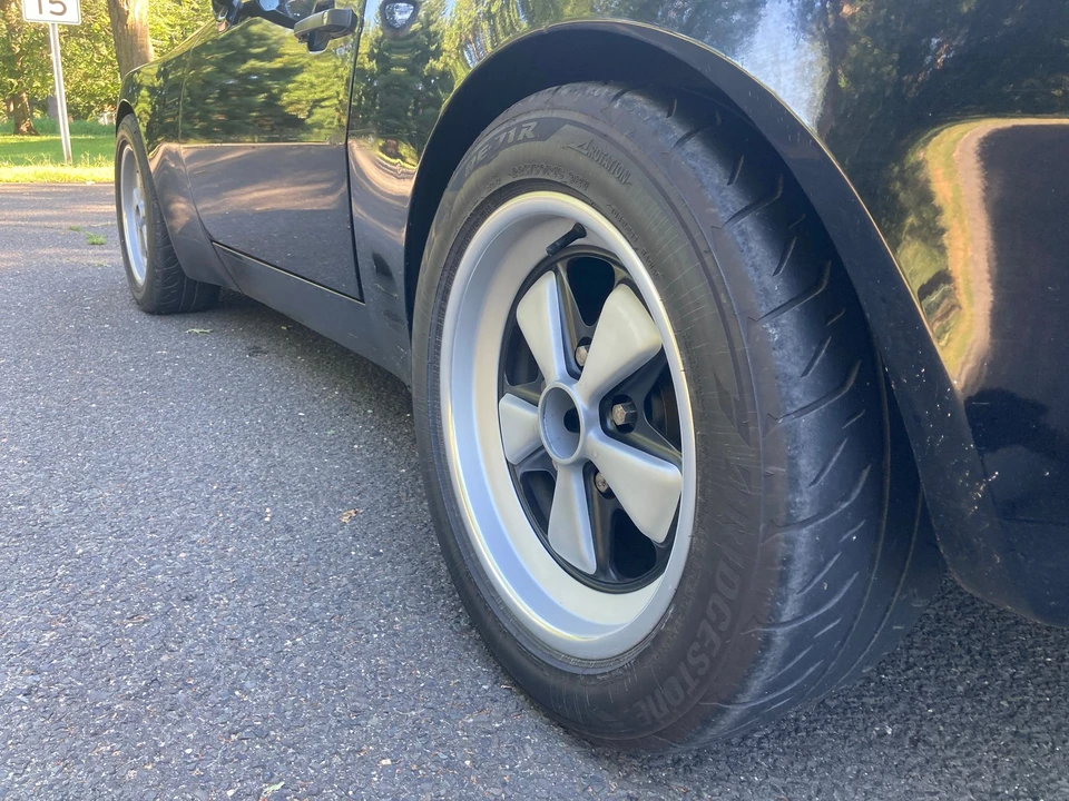 1989 Porsche 944 - Image 14 of 15