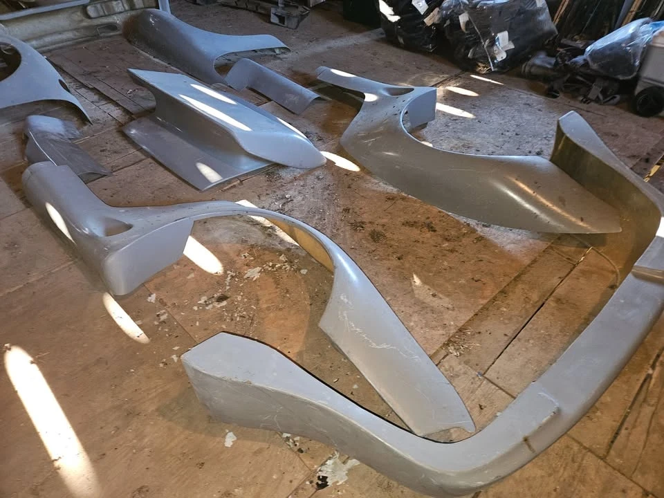 Parts & Memorabilia Bodywork - Image 6 of 7