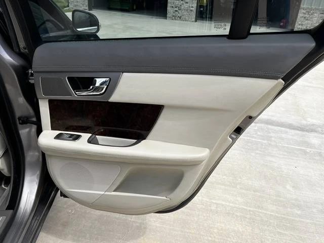 2009 Jaguar X250 XF - Image 13 of 21