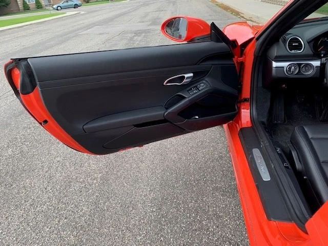 2017 Porsche 718 Boxster - Image 5 of 14