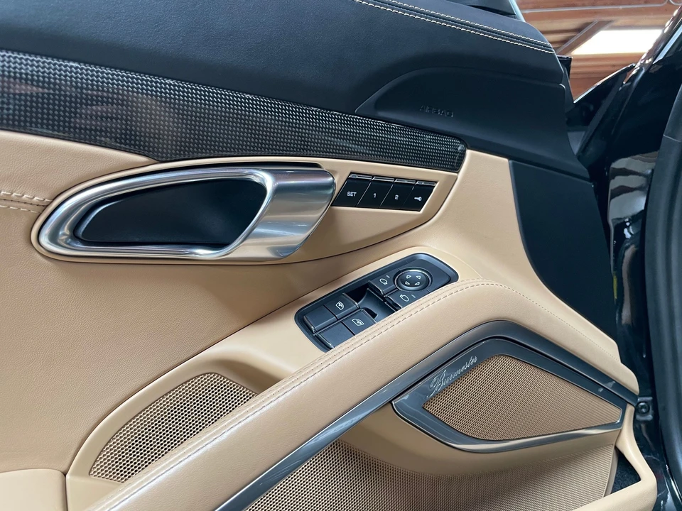 2017 Porsche 991 Turbo S - Image 21 of 31
