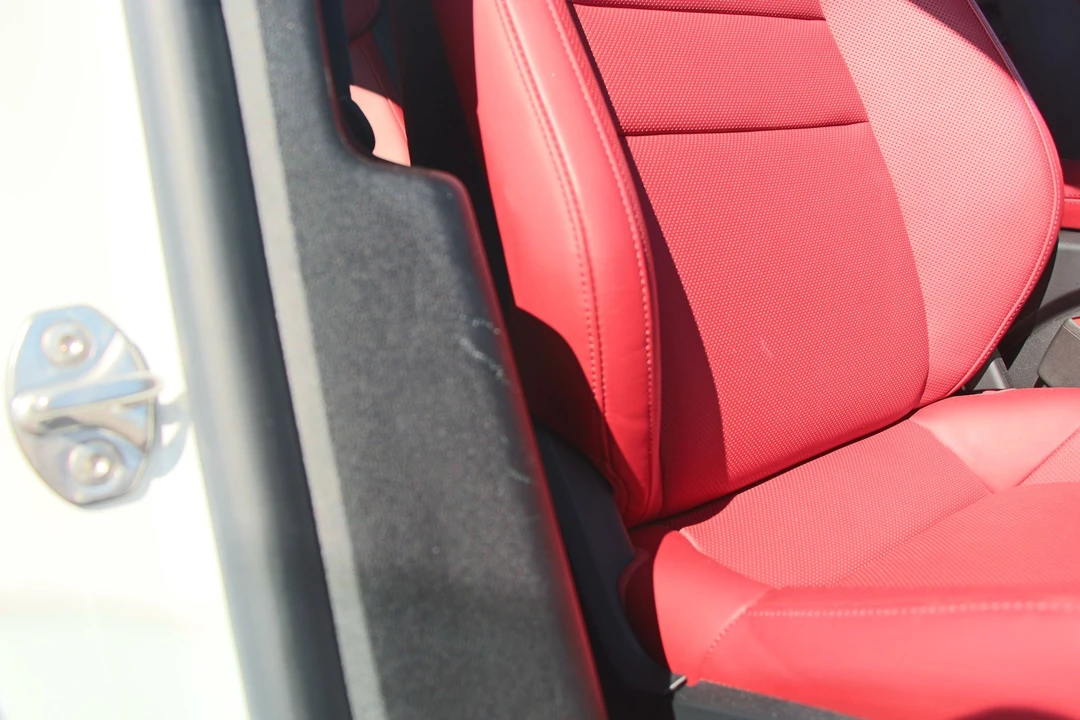 2021 Porsche Taycan 4S - Image 30 of 31