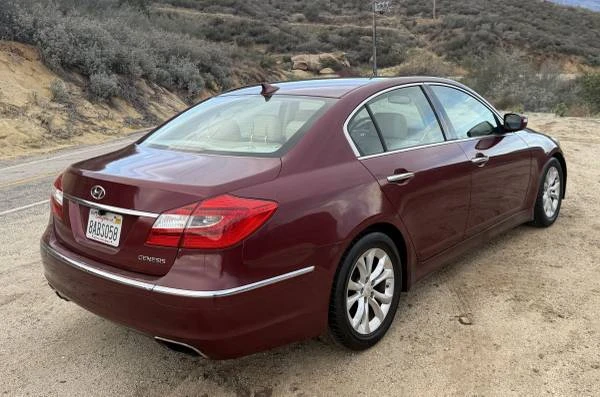 2013 Hyundai Genesis - Image 7 of 21