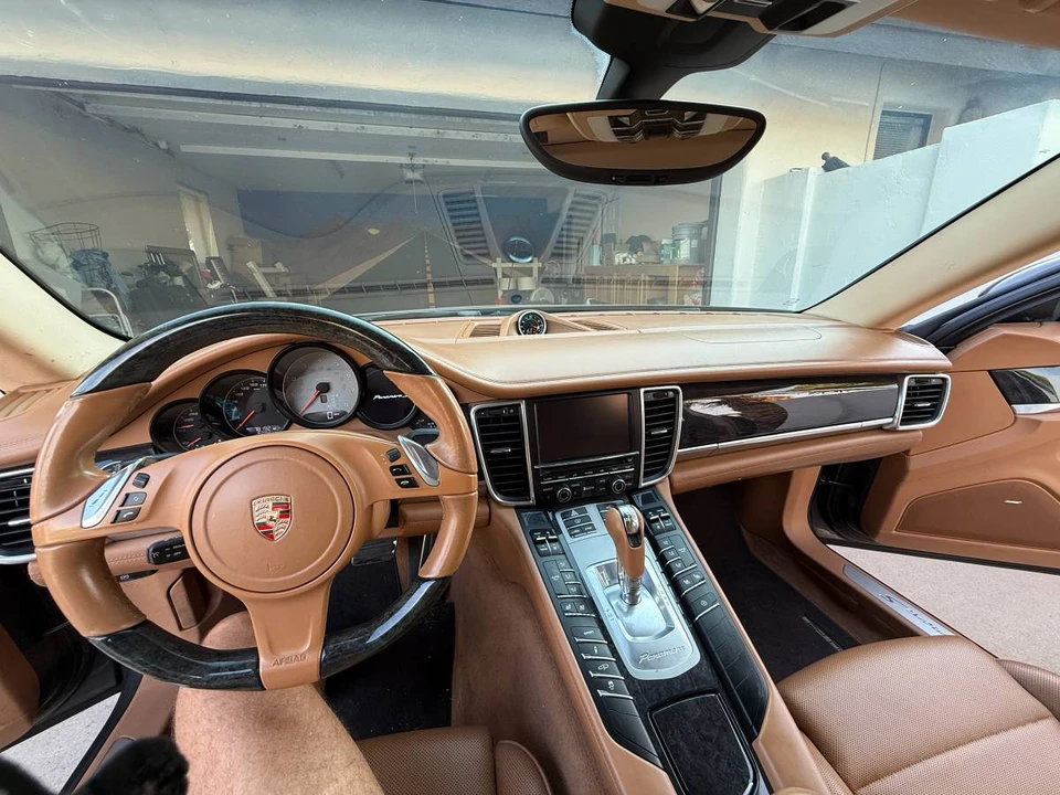 2015 Porsche 970 Panamera 4S - Image 5 of 10