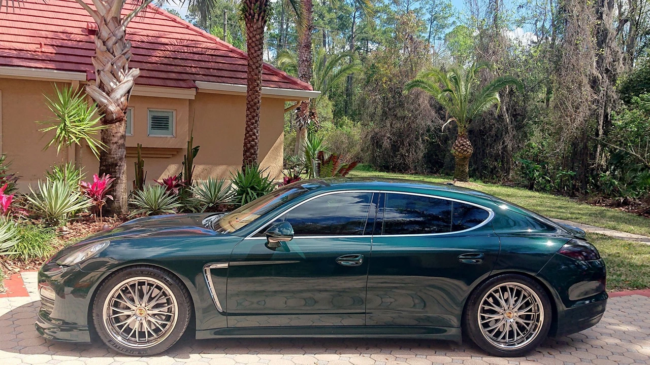 2010 Porsche 970 Panamera S - Image 17 of 18