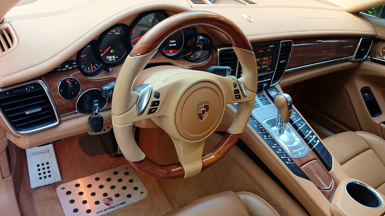 2010 Porsche 970 Panamera S - Image 8 of 18