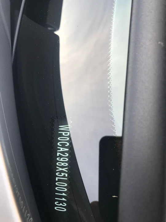 2005 Porsche Carrera GT - Image 23 of 27