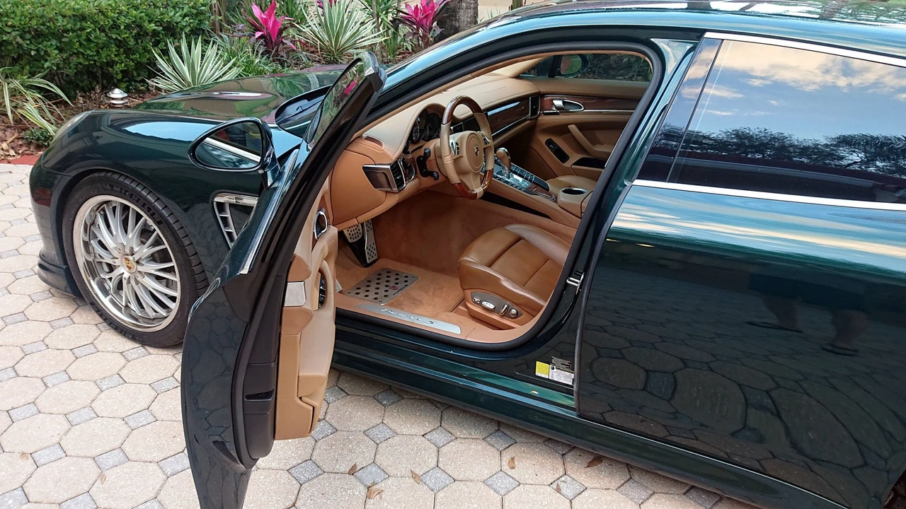 2010 Porsche 970 Panamera S - Image 11 of 20