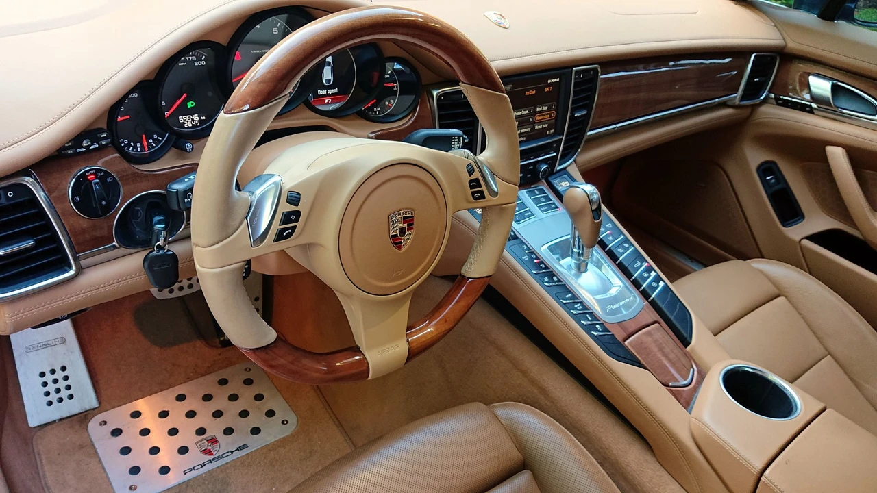2010 Porsche 970 Panamera S - Image 12 of 20