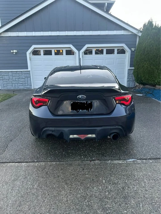 2013 Subaru BRZ - Image 5 of 10