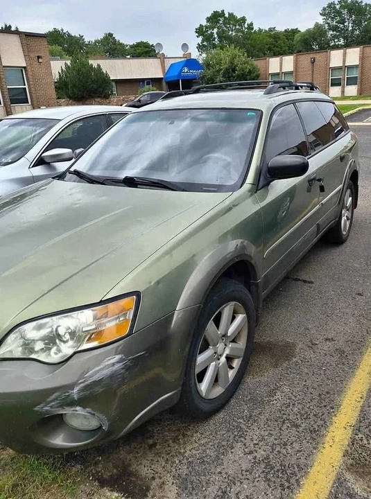 Subaru Legacy - Image 4 of 7