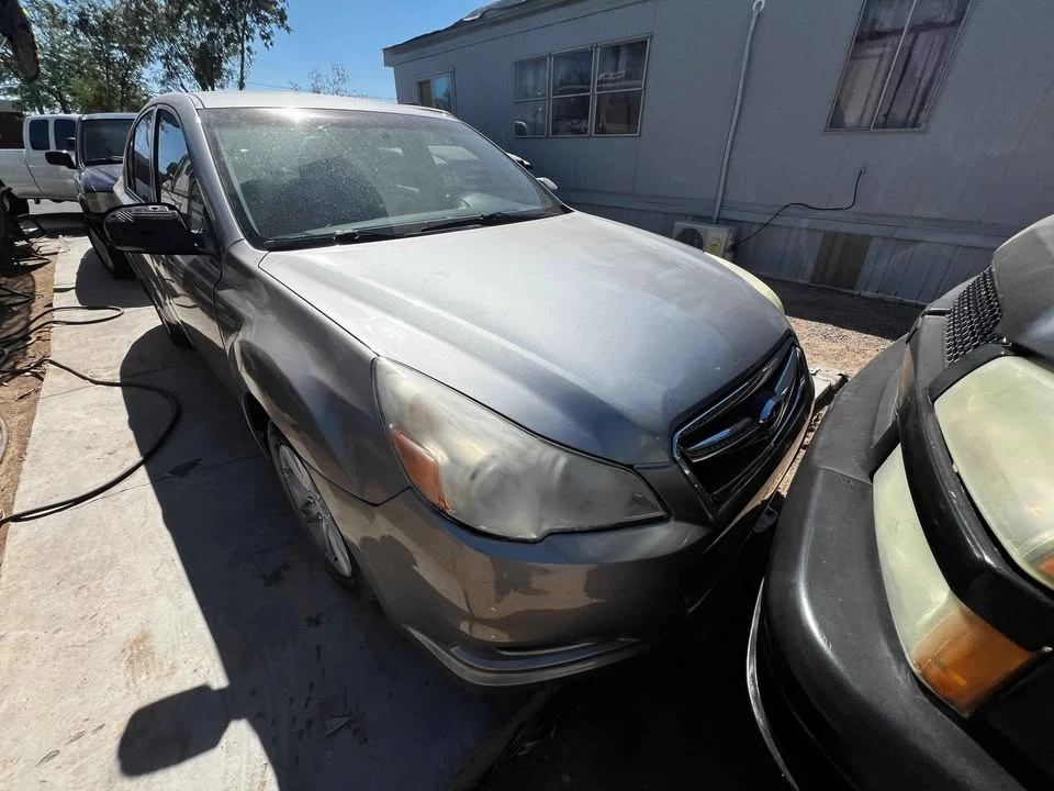 Subaru Legacy - Image 2 of 6