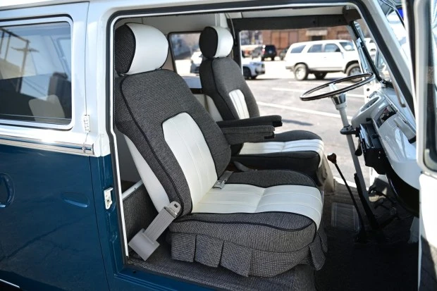 1965 Volkswagen Split-Window Camper - Image 4 of 9