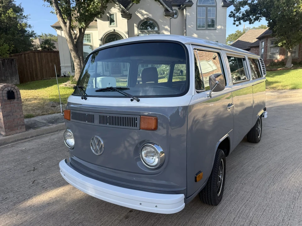 1978 Volkswagen Bay-Window Bus - Image 28 of 31
