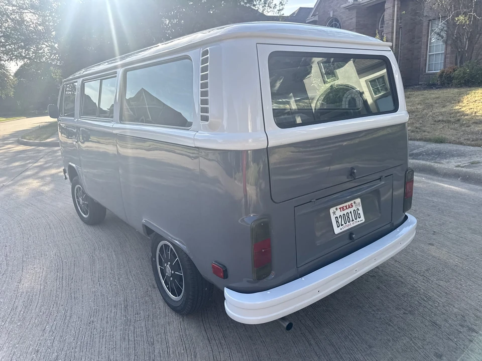 1978 Volkswagen Bay-Window Bus - Image 25 of 31