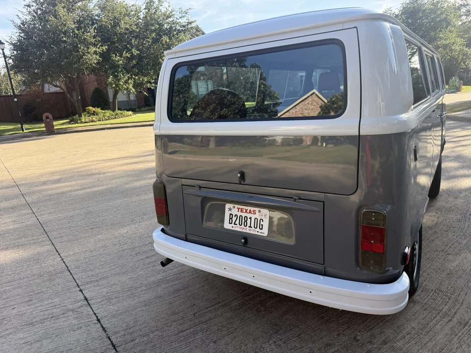 1978 Volkswagen Bay-Window Bus - Image 16 of 31