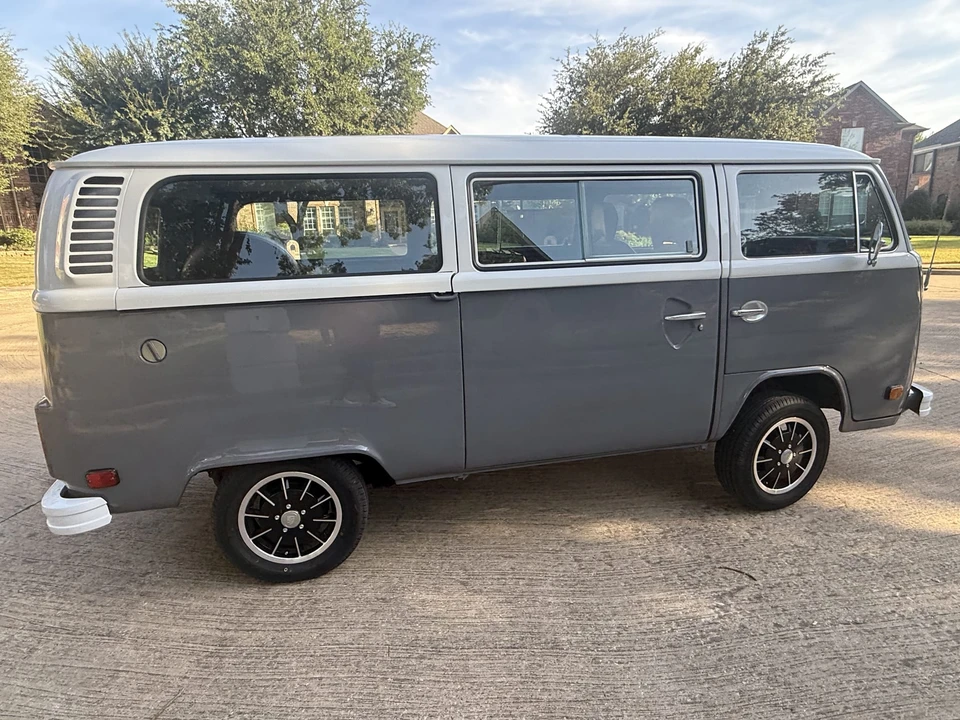 1978 Volkswagen Bay-Window Bus - Image 11 of 31