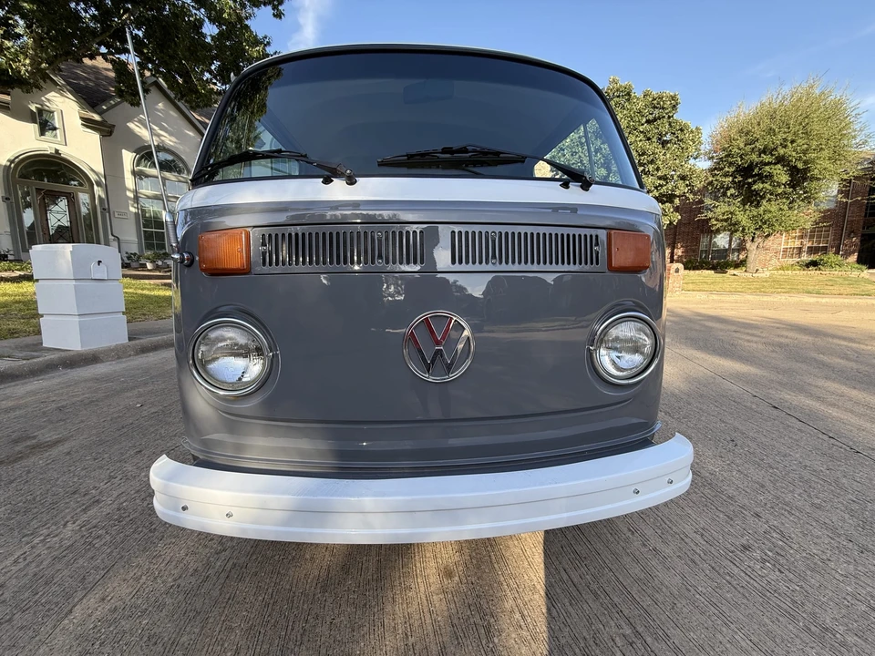 1978 Volkswagen Bay-Window Bus - Image 2 of 31