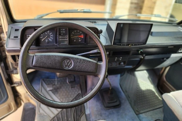1986 Volkswagen EuroVan - Image 6 of 8