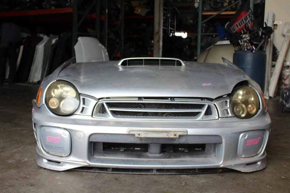 2002 Parts & Memorabilia Bodywork - Image 2 of 10