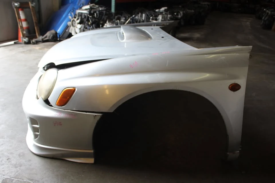 2002 Parts & Memorabilia Bodywork - Image 3 of 10