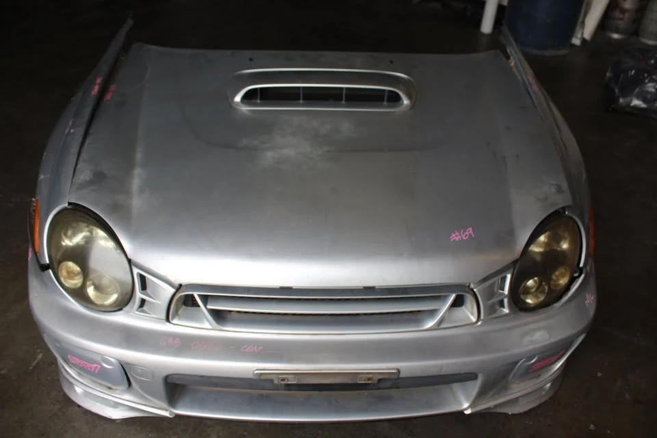2002 Parts & Memorabilia Bodywork - Image 8 of 10