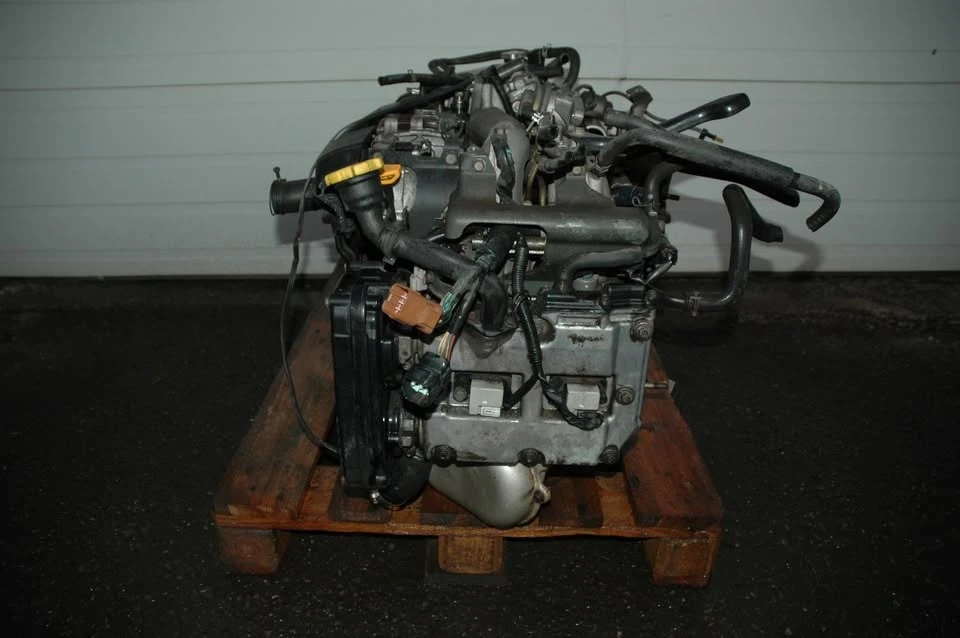 2002 Parts & Memorabilia Engines - Image 5 of 7