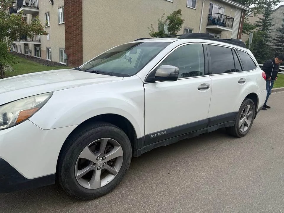 2013 Subaru Outback 4th Gen - Image 3 of 7