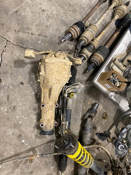 Parts & Memorabilia Gearboxes - Image 7 of 8