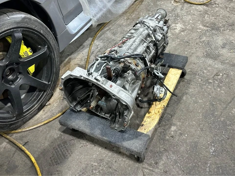 2018 Parts & Memorabilia Gearboxes - Image 3 of 4