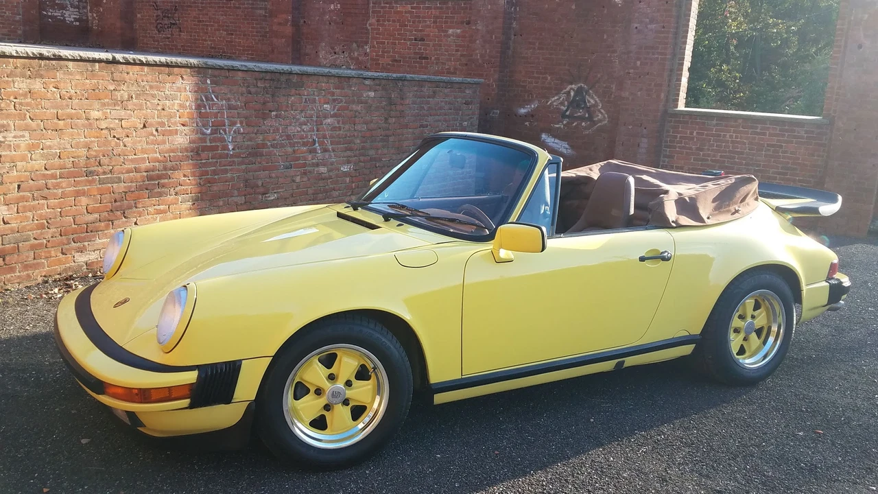 1987 Porsche 911 Carrera 3.2 - Image 10 of 31