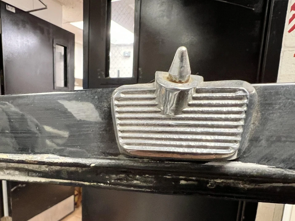 Parts & Memorabilia Bodywork - Image 31 of 31