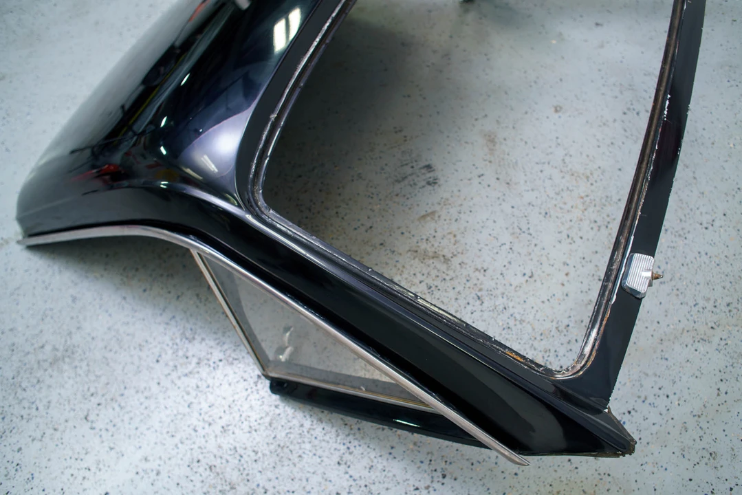 Parts & Memorabilia Bodywork - Image 5 of 31