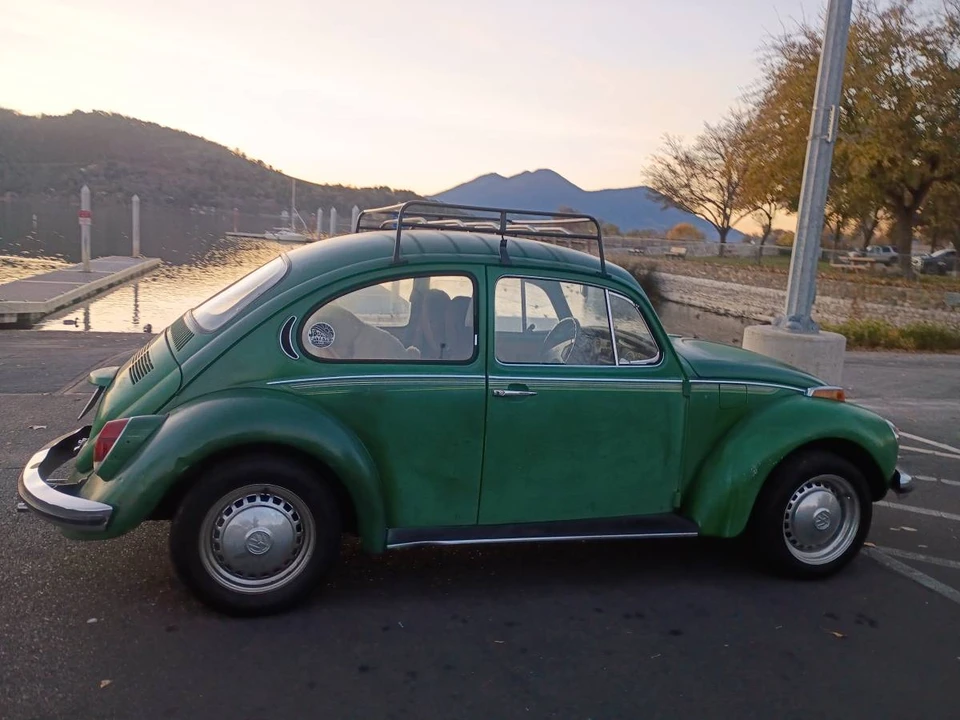 1972 Volkswagen Beetle - Image 6 of 11