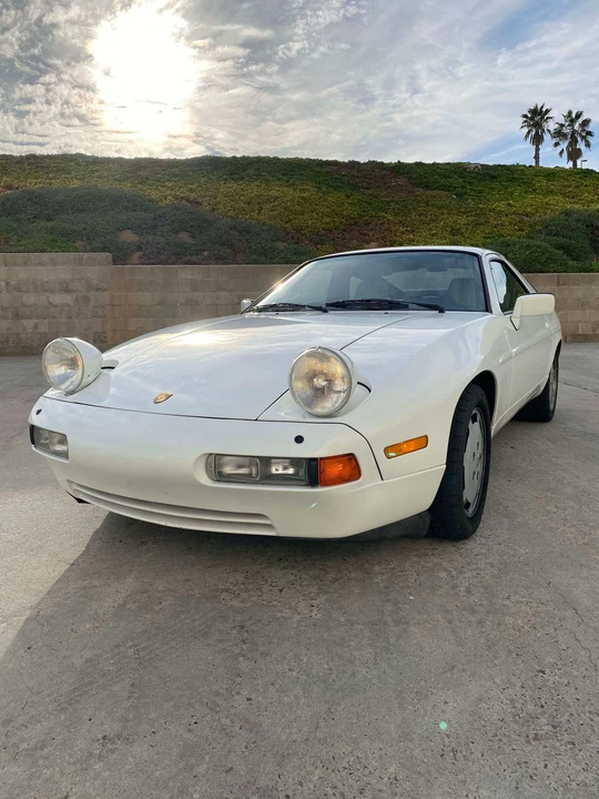 1988 Porsche 928 S4 - Image 2 of 29